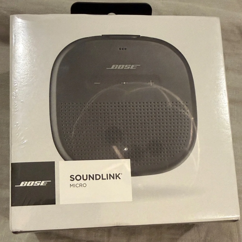Bose SoundLink Micro Bluetooth Speaker - Picture 4 of 9